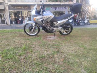 Honda Transalp 650 2004 Άριστο, από γενικό service, Extras!!