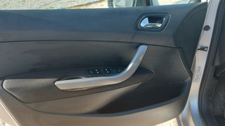 Peugeot 308 2011 1.4 16V 95PS-thumb-10