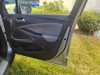 Opel Crossland X 2020-thumb-24