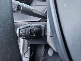 Peugeot 208 2022 1.5 HDI 102PS  -  VAN-thumb-9