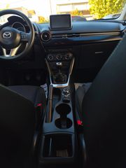 Mazda 2 2015 MAZDA 2-thumb-23