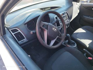 HYUNDAI I20 2014-thumb-4