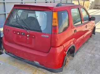 Suzuki ignis 4×4 '04 (1300cc)-thumb-1
