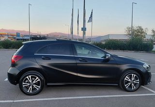 Mercedes-Benz A 180 2018 AUTOMATIC-thumb-13