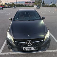 Mercedes-Benz A 180 2018 AUTOMATIC-thumb-18