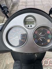 Piaggio Carnaby 200 2008-thumb-3
