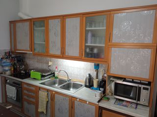 Ολόκληρη κουζίνα