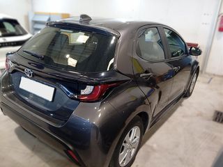 Toyota Yaris 2022 ACTIVE 1.5 "ΕΛΛΗΝΙΚΗΣ ΑΝΤΙΠΡΟΣΩΠΕΙΑΣ" ΕΡΓΟΣΤΑΣΙΑΚΗ ΕΓΓΥΗΣΗ-thumb-1