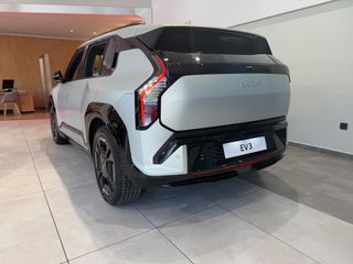 Kia EV3 2026 gt line-thumb-4