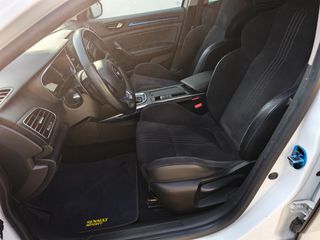 Renault Megane 2017 GT 4CONTROL-thumb-15