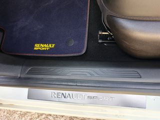 Renault Megane 2017 GT 4CONTROL-thumb-16