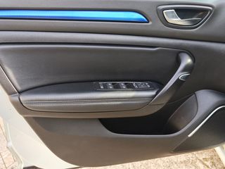 Renault Megane 2017 GT 4CONTROL-thumb-18