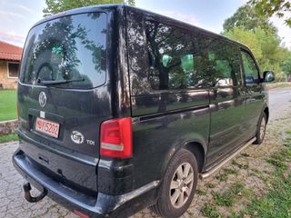 Volkswagen T5 2011 CARAVEL