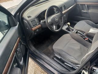 Opel Vectra 2005-thumb-4