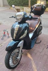 Piaggio Beverly 300 2011-thumb-1