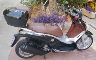 Piaggio Beverly 300 2011-thumb-4
