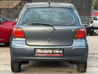 Toyota Yaris 2004-thumb-8