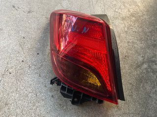 ΦΑΝΑΡΙ ΠΙΣΩ ΑΡΙΣΤΕΡΟ TOYOTA YARIS 2014-2017