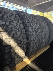 BF Goodrich 285/70/17-thumb-3