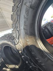 BF Goodrich 285/70/17-thumb-4