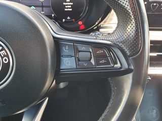 Alfa Romeo Tonale 2022 AUTO Tonale Ti Mhev Hybrid 11/2022 1500cc 160hp-thumb-32