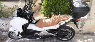 Honda Integra 700 2012-thumb-3