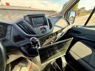 Κλούβα Ford 2018 Η2-L2 Με ράφια και όλα τα σέρβις στη Ford-thumb-6