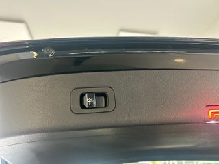 Mercedes-Benz GLC 300 2024 GLC 300 E AMG PANORAMA-thumb-43