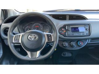 Toyota Yaris 2017 live-thumb-9