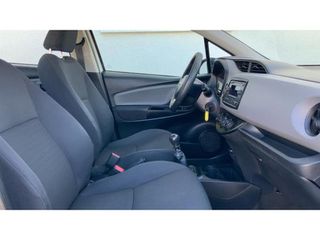 Toyota Yaris 2017 live-thumb-11