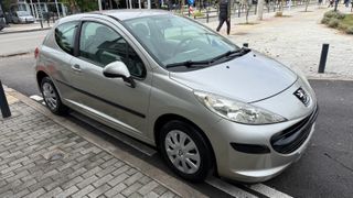 Peugeot 207 2009-thumb-4