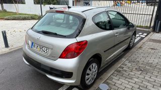 Peugeot 207 2009-thumb-5