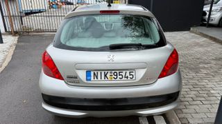 Peugeot 207 2009-thumb-7