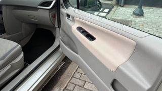 Peugeot 207 2009-thumb-11