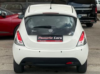Lancia Ypsilon 2013-thumb-9