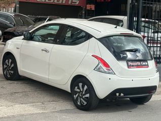 Lancia Ypsilon 2013-thumb-11