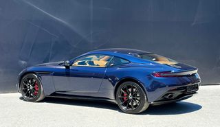 Aston Martin DB11 2019 AMR-thumb-9