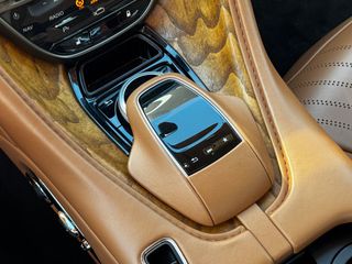 Aston Martin DB11 2019 AMR-thumb-27