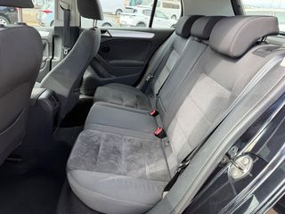 Volkswagen Golf 2010 1.4 TSI 160 HP-thumb-12