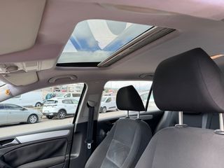 Volkswagen Golf 2010 1.4 TSI 160 HP-thumb-15