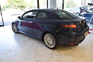 Alfa Romeo GT 2004 2.0 16V JTS 16V DISTINCTIVE-thumb-3