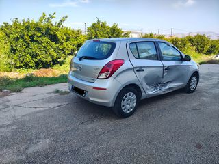 Hyundai i 20 2014 Hyundai i20 1.1 CRDI | Euro 5-thumb-4