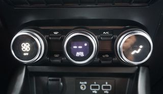 Renault Arkana 2022 RS Line | Full Hybrid|Automatic|Leather Upholstery|Clima|Alu-thumb-36