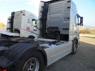 Volvo 2010 FH13 460 EEV-thumb-3