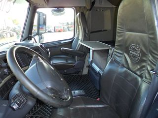Volvo 2010 FH13 460 EEV-thumb-10