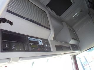 Volvo 2010 FH13 460 EEV-thumb-12