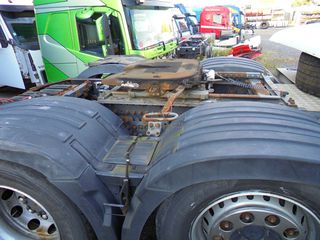 Volvo 2014 FH4 500-thumb-4
