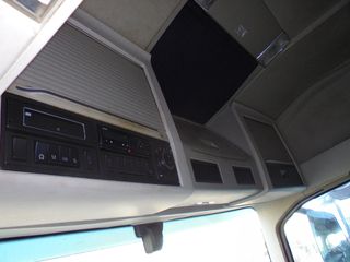 Volvo 2014 FH4 500-thumb-9