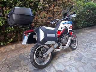 Aprilia Tuareg 2023 Dakar Podium-thumb-2