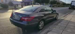 Mercedes-Benz E 250 2009 E250_Coupe_CGI BLUEEFFICIENCY_AUTOMATIC-thumb-28